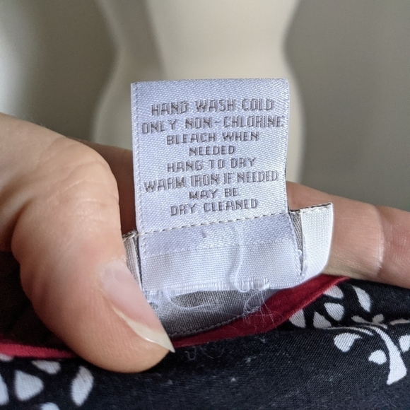 SOFT Surroundings Black And Red Cotton Tunic M - Picture 10 of 12